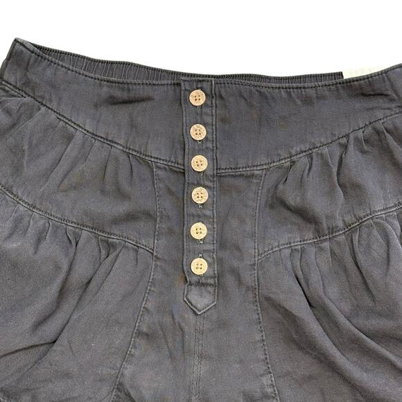 We The Free Fleur Cord Tiered Shorts Size Large NWT - Picture 9 of 12